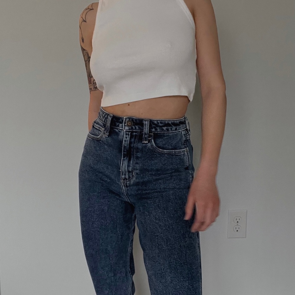 Ultra high-rise mom jeans
